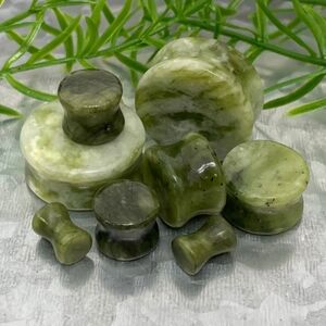 Jade 3/4 Inch Plugs